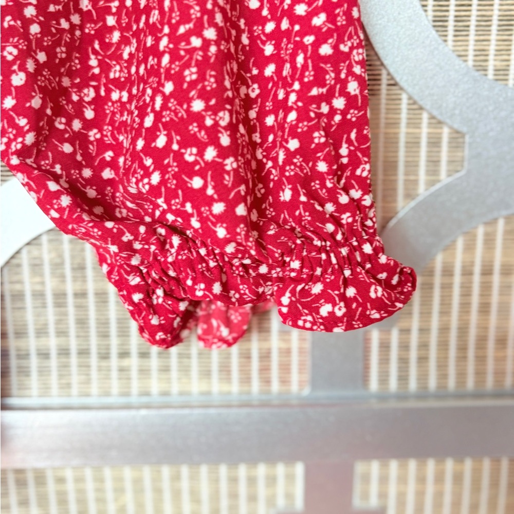 NWT Elegant Red Floral Blouse for Women - Picture 7 of 9